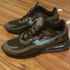 Nike Air Max 270 React size 10